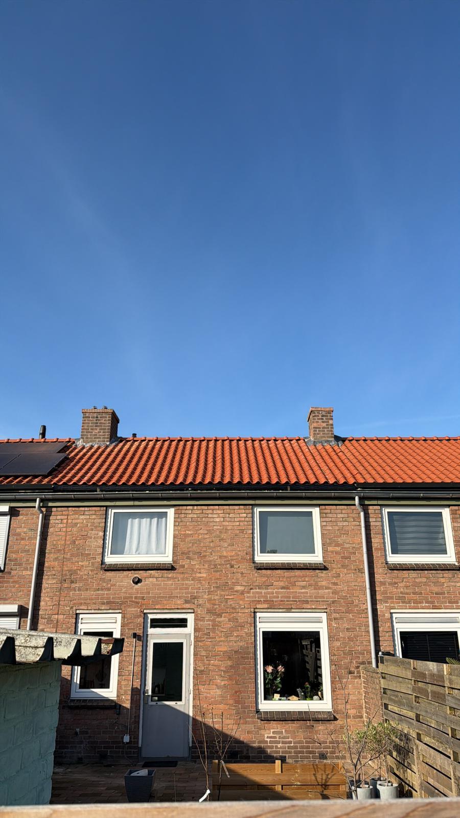 Opgeleverde woning met compleet vernieuwd dakvlak